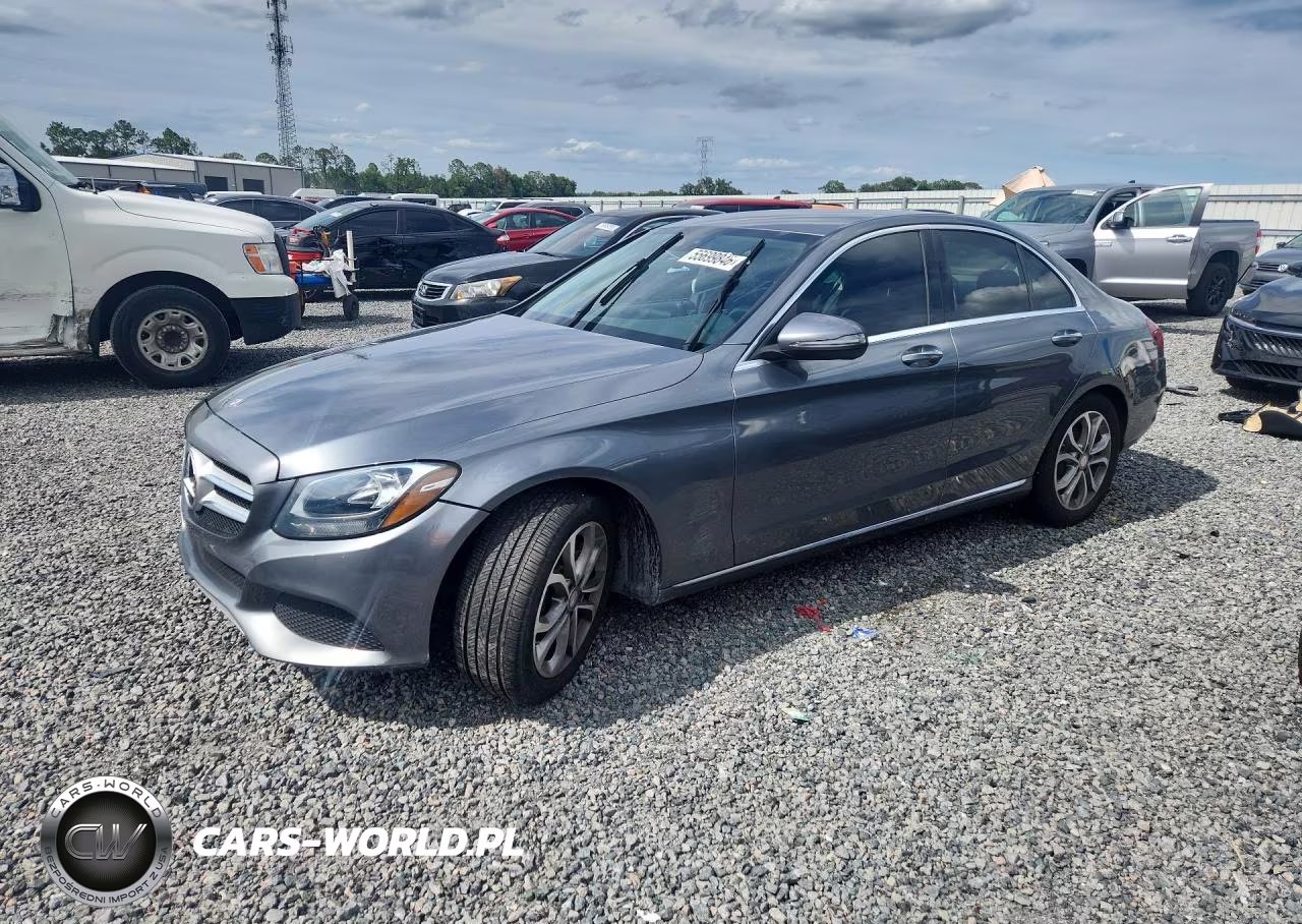 2017 Mercedes-Benz C 300 – zdjęcie 1 z 13