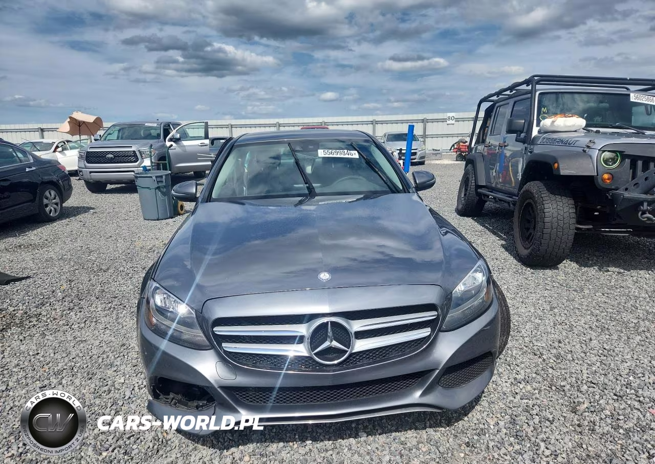 2017 Mercedes-Benz C 300 VIN:55SWF4JBXHU199618 - 5