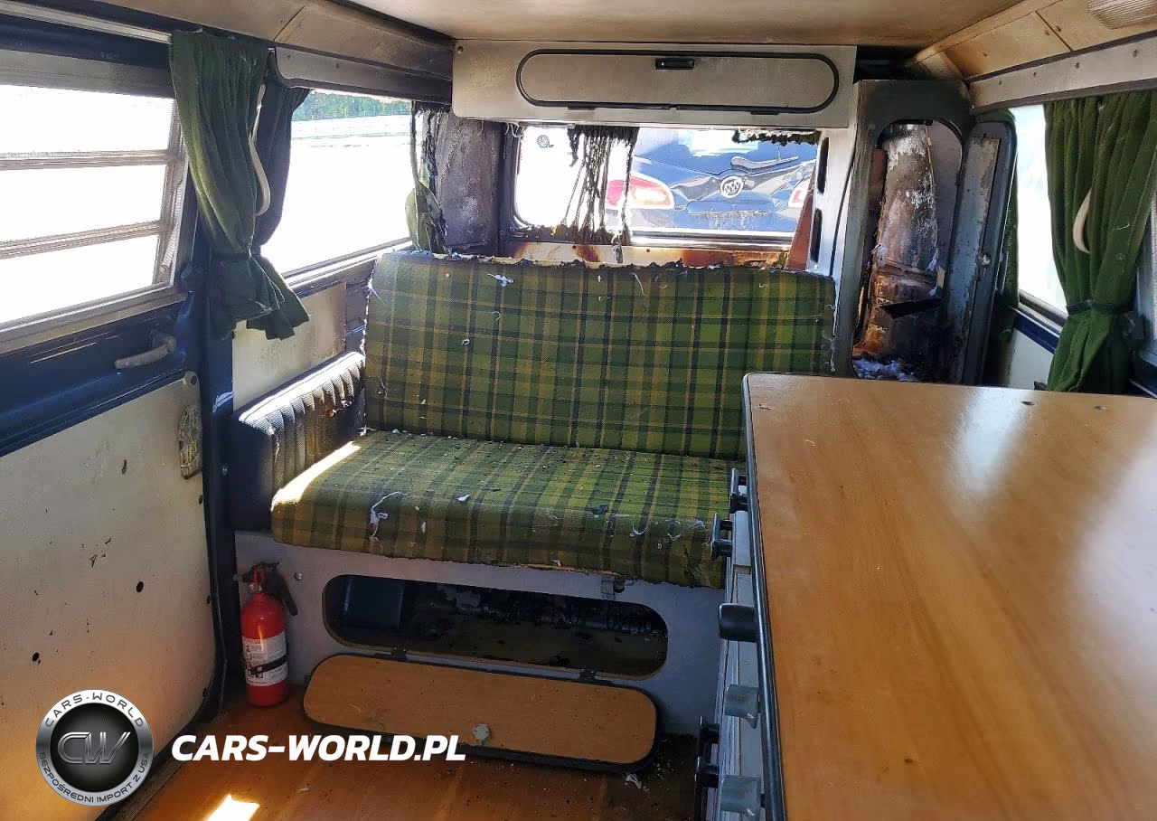 1977 Volkswagen Vanagon VIN:2372160326 - 10
