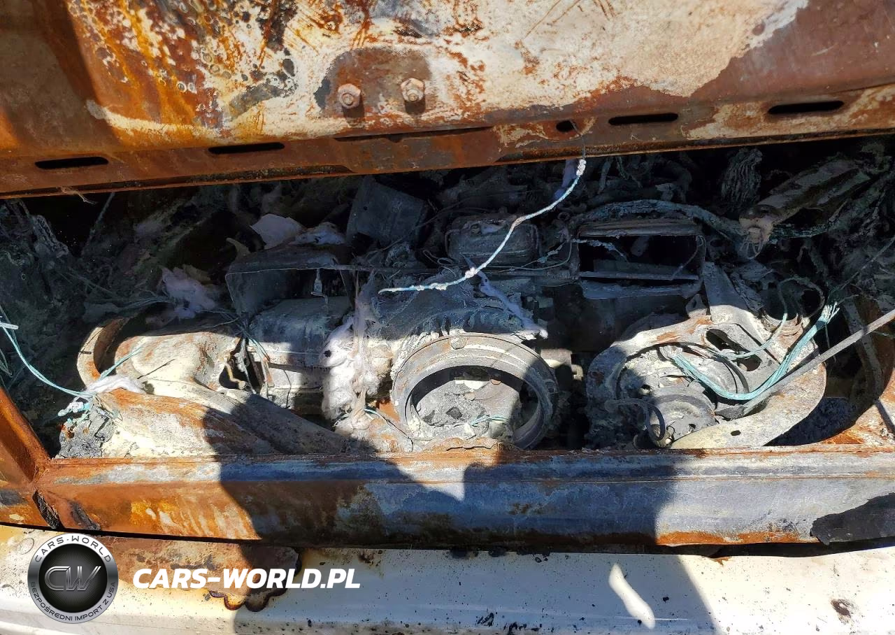 1977 Volkswagen Vanagon VIN:2372160326 - 12