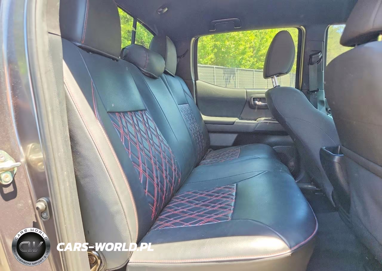 2018 Toyota Tacoma Trd Sport VIN:3TMDZ5BN3JM040486 - 10