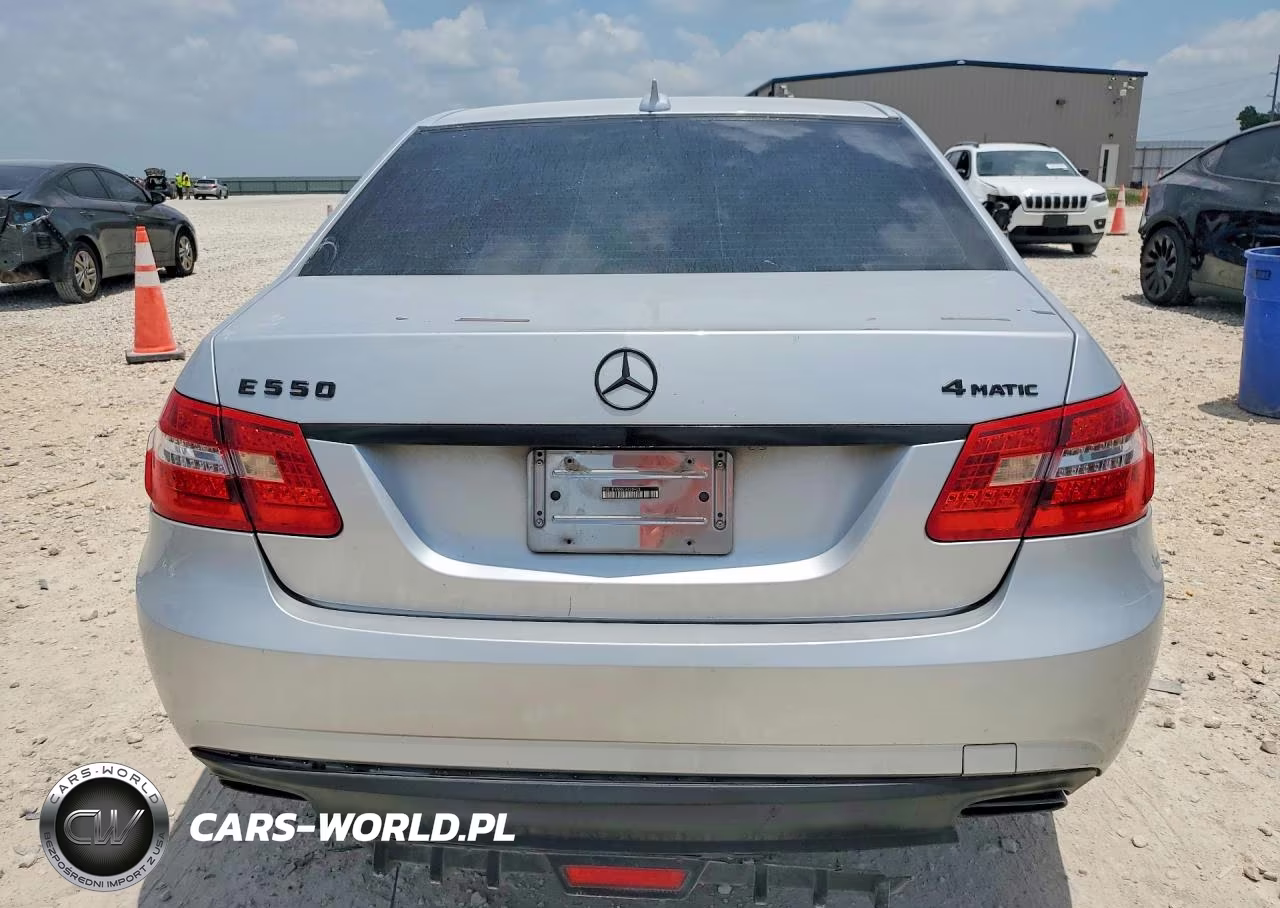 2012 Mercedes-Benz E 550 4Matic VIN:WDDHF9BB6CA528408 - 6