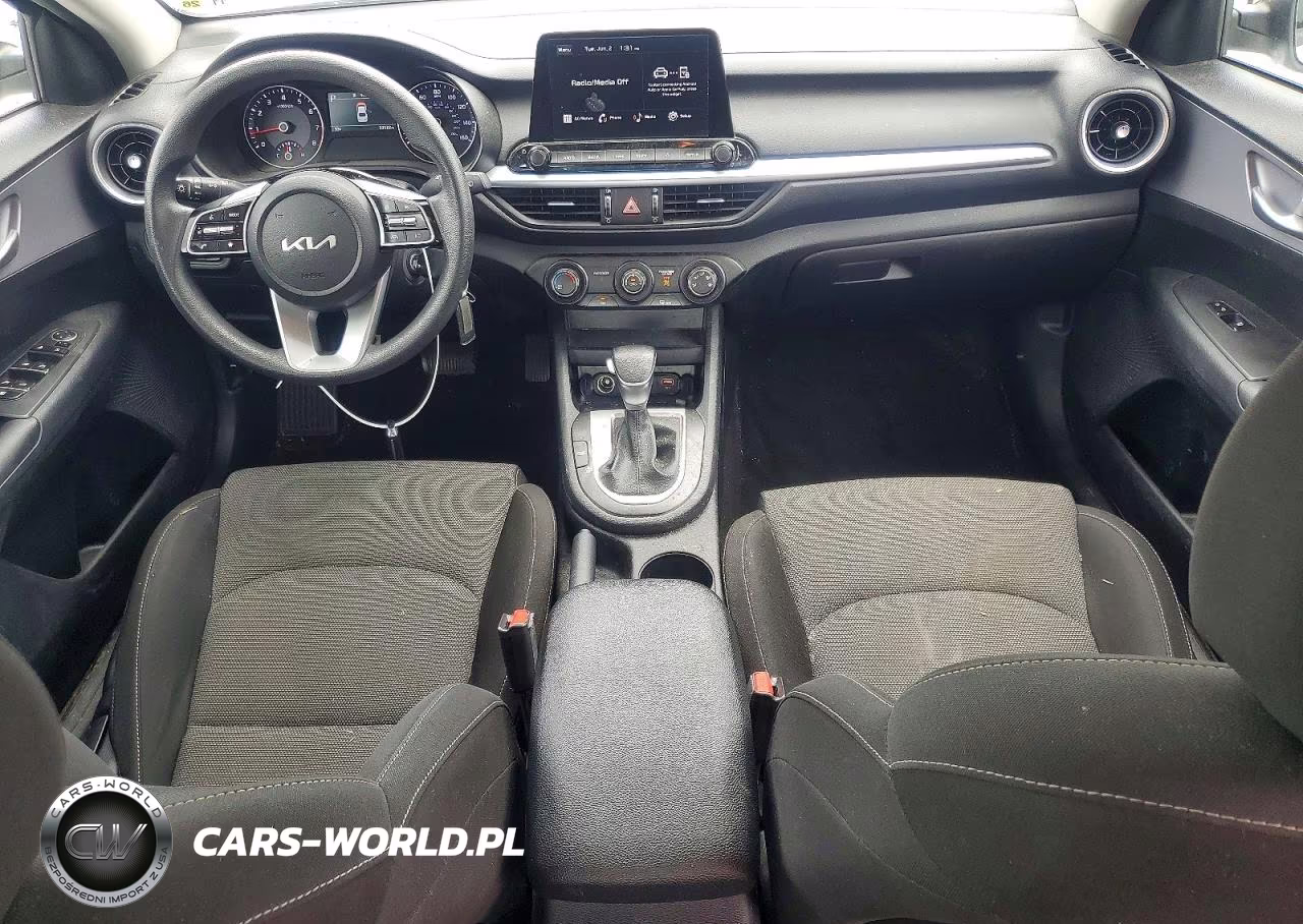2024 Kia Forte Lxs VIN:3KPF24AD6RE794164 - 8