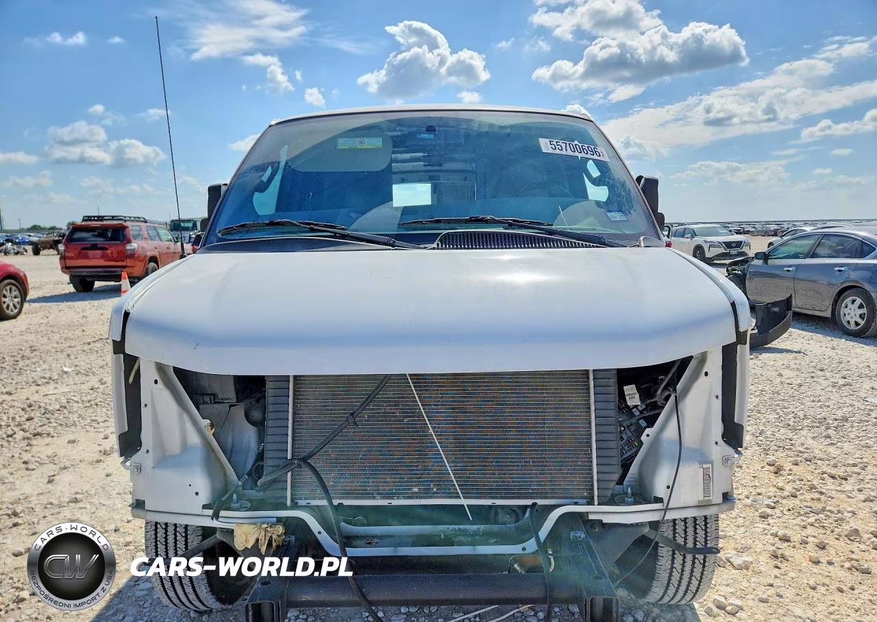 2024 Chevrolet Express G2500 VIN:1GCWGAFP5R1190546 - 5