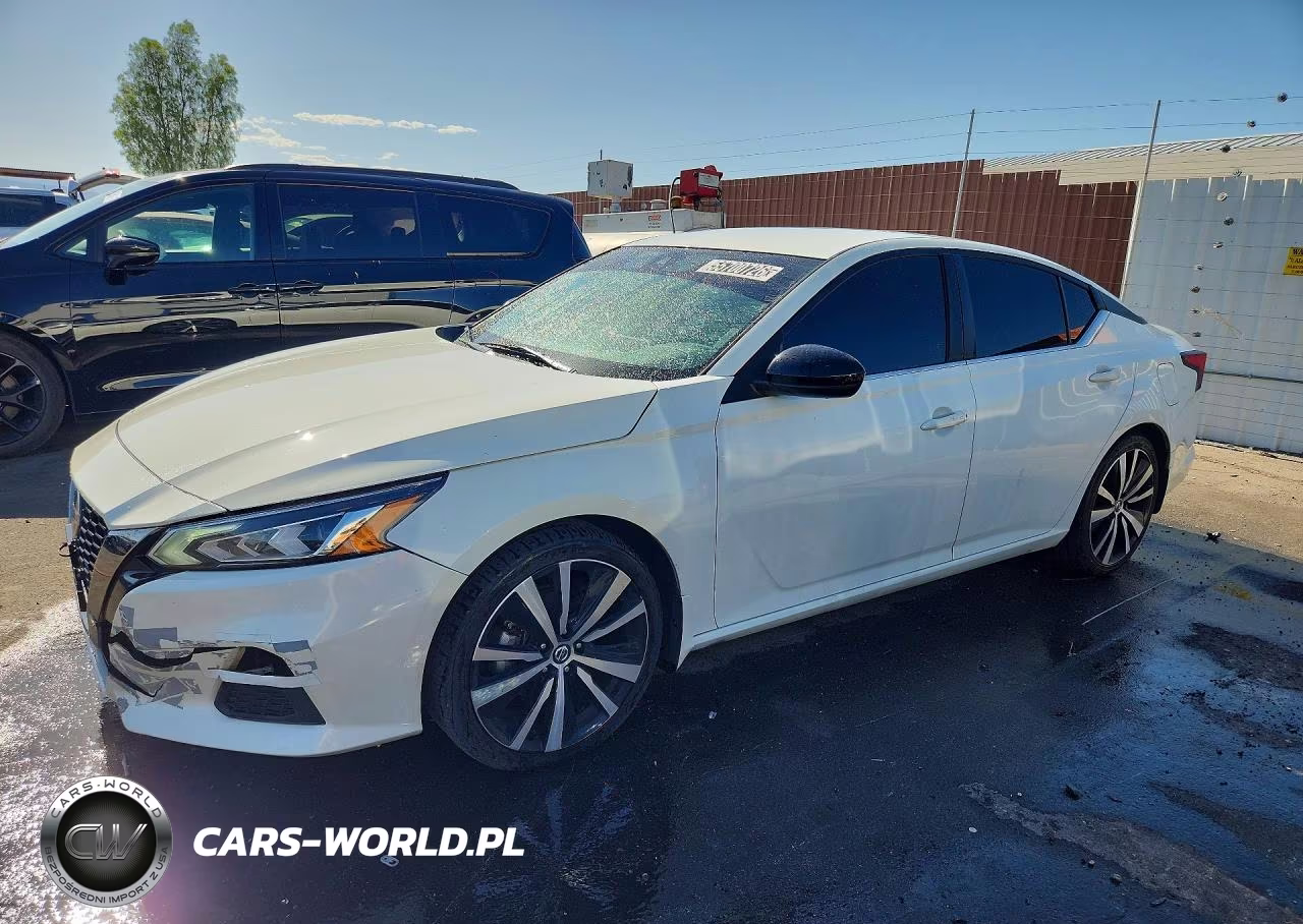 2021 Nissan Altima Sr – zdjęcie 1 z 12