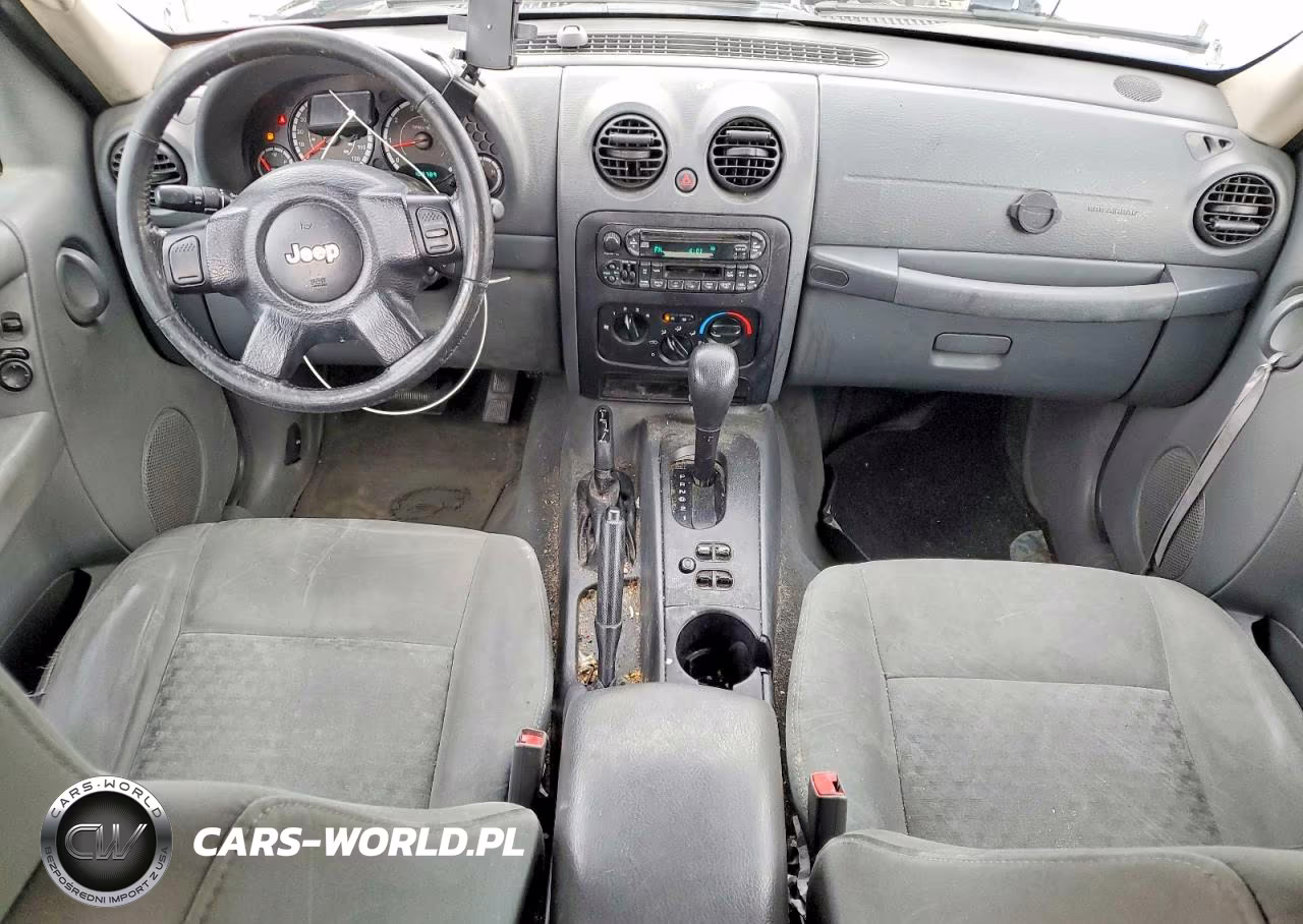 2005 Jeep Liberty Sport VIN:1J4GL48K05W717516 - 8