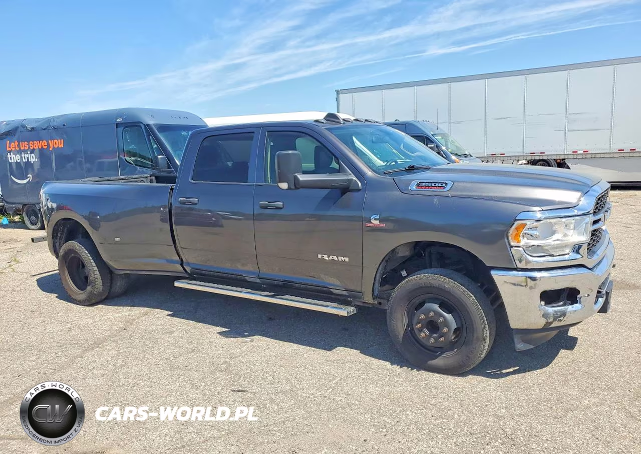 2019 Ram 3500 Tradesman VIN:3C63RRGL5KG648415 - 4