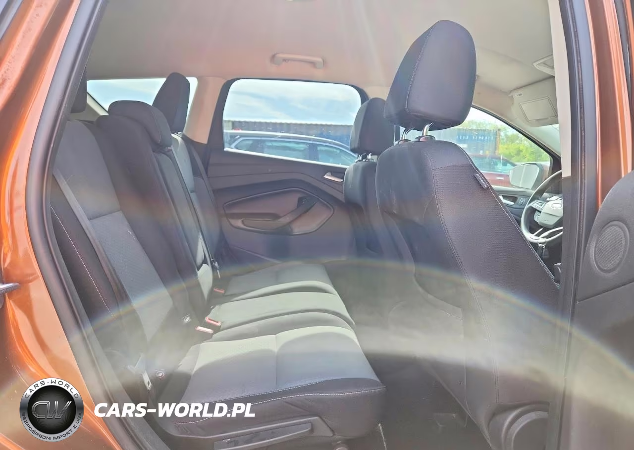 2017 Ford Escape Se VIN:1FMCU9G9XHUE13893 - 11