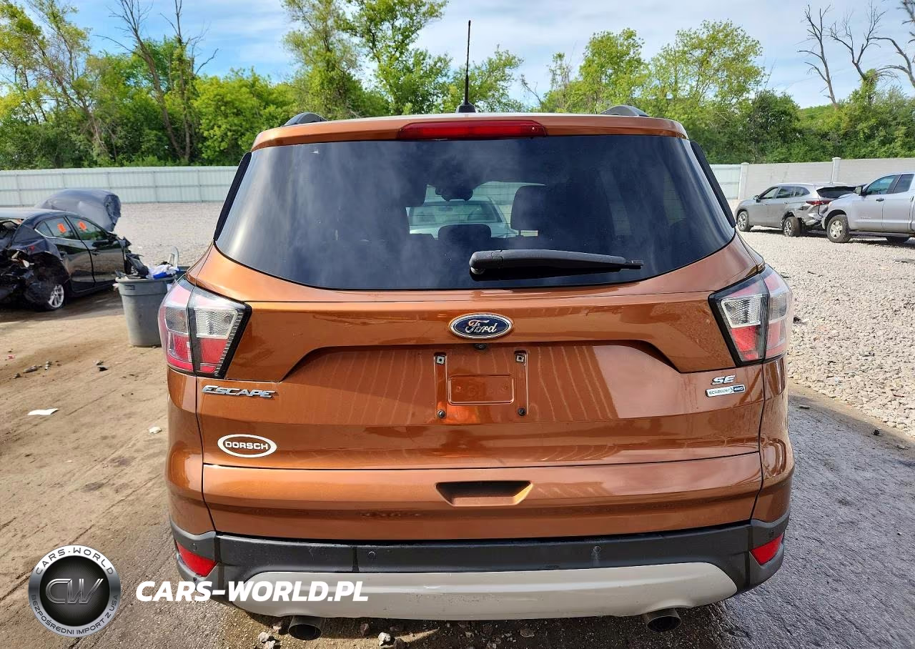 2017 Ford Escape Se VIN:1FMCU9G9XHUE13893 - 6