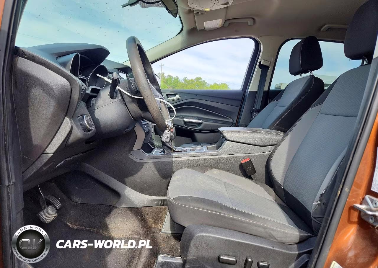 2017 Ford Escape Se VIN:1FMCU9G9XHUE13893 - 7