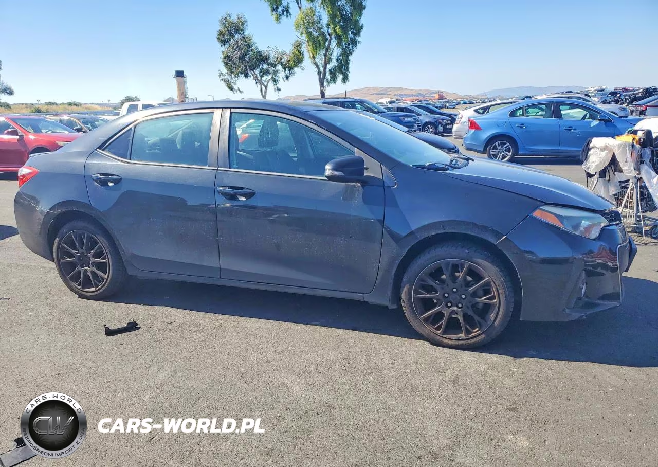 2016 Toyota Corolla S Special Edition VIN:2T1BURHE7GC583703 - 4