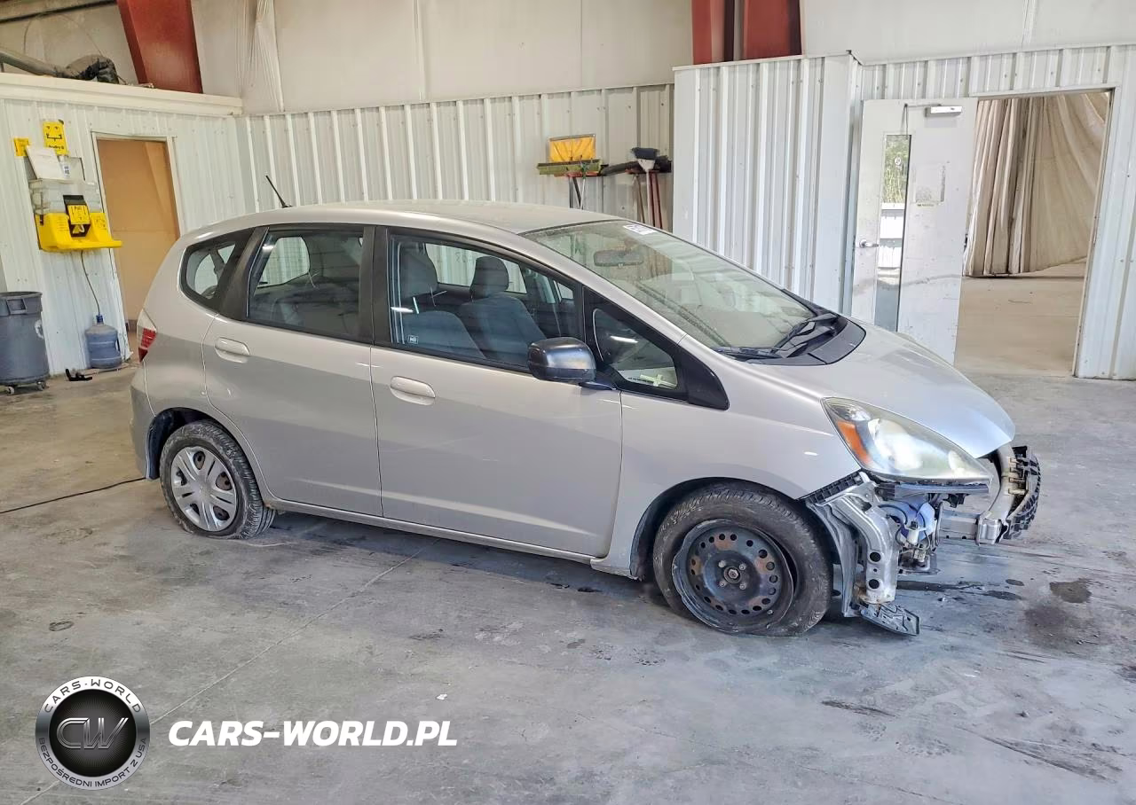 2011 Honda Fit VIN:JHMGE8G36BS001416 - 4