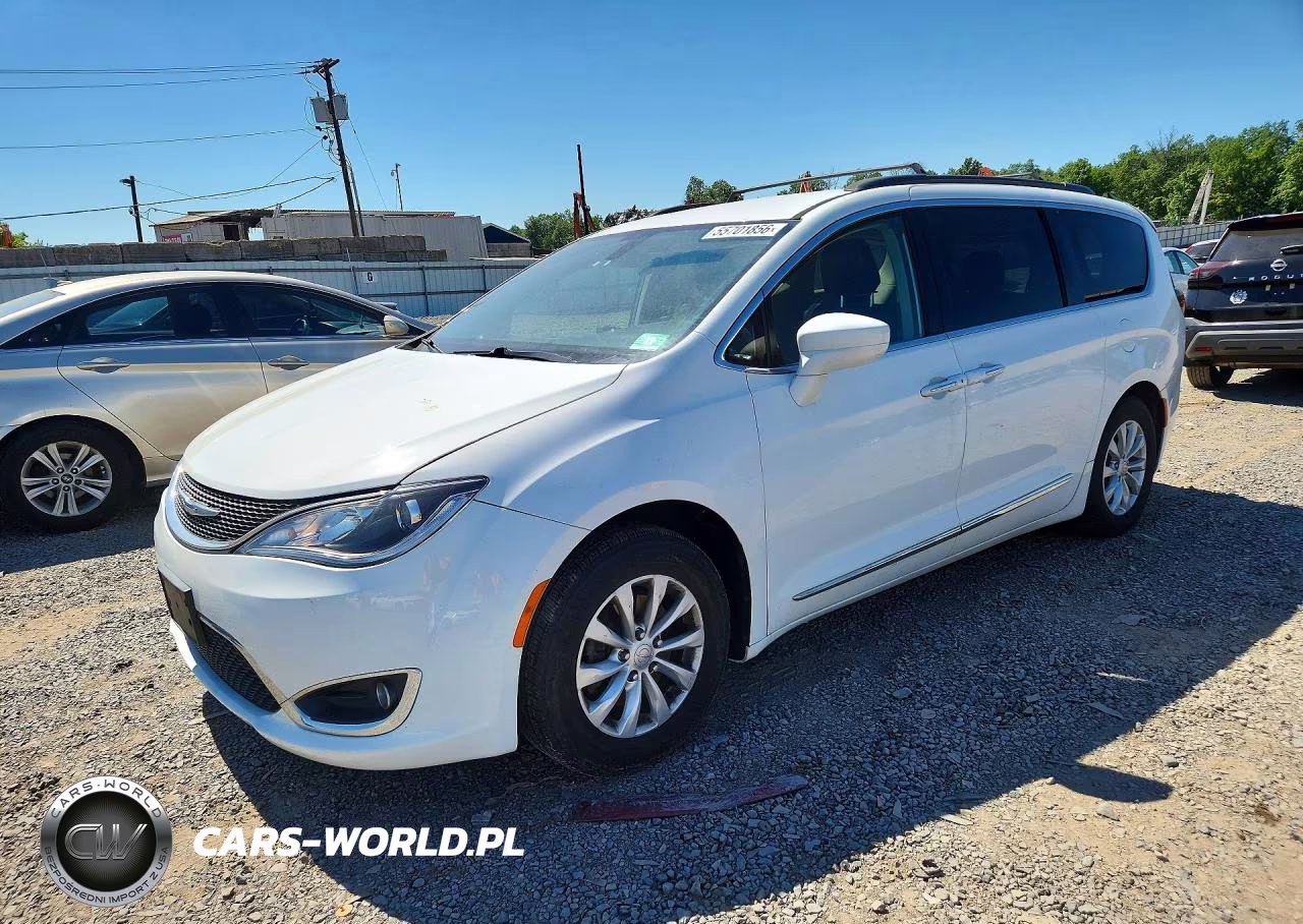 2017 Chrysler Pacifica Touring L
