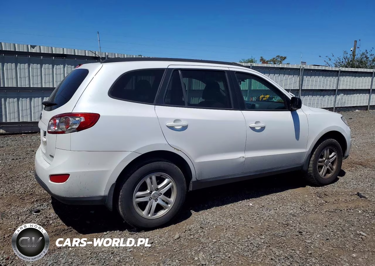 2012 Hyundai Santa Fe Gls VIN:5XYZGDAB5CG115864 - 3
