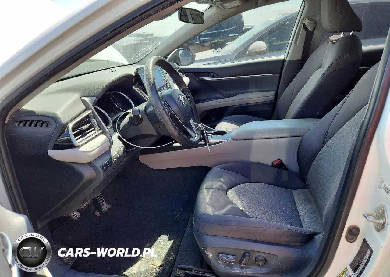 2021 Toyota Camry Le VIN:4T1C11AK1MU490698 - 7