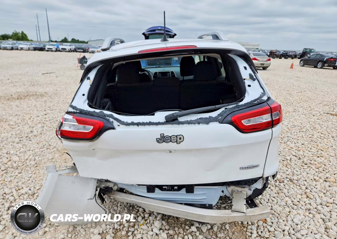 2018 Jeep Cherokee Latitude VIN:1C4PJLCB3JD574404 - 6