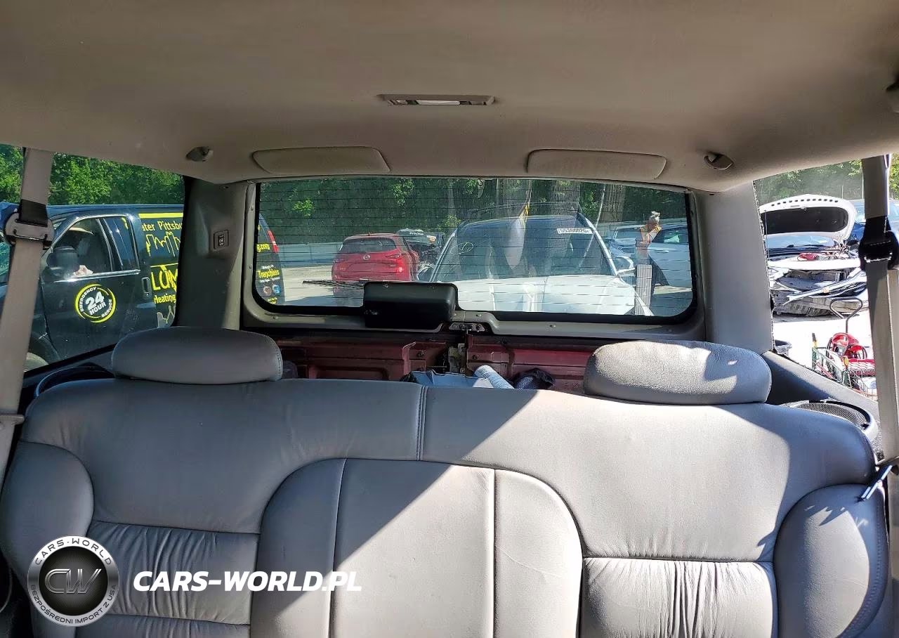 1998 Chevrolet Tahoe K1500 VIN:3GNEK18R8WG106426 - 10