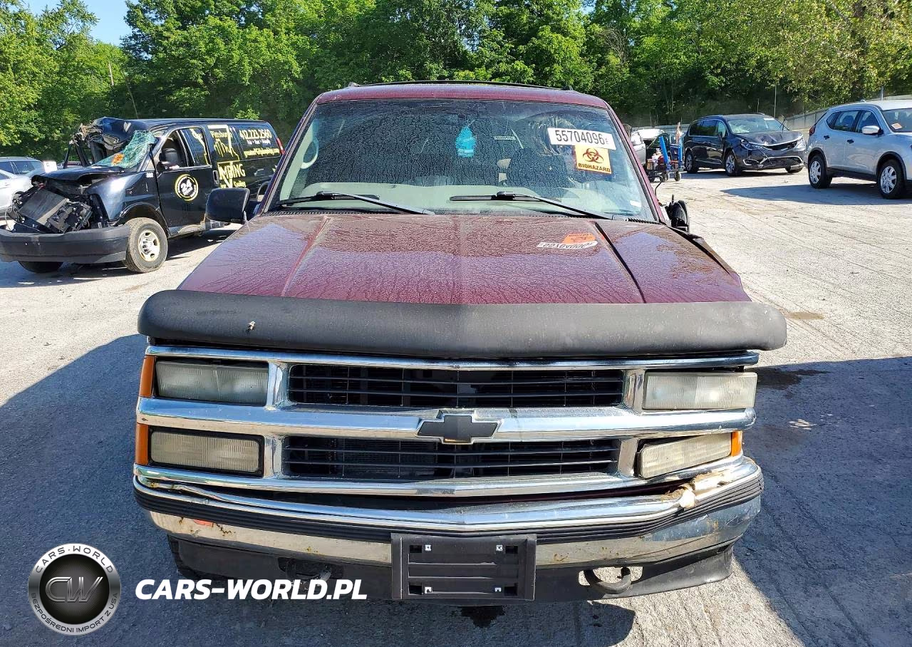 1998 Chevrolet Tahoe K1500 VIN:3GNEK18R8WG106426 - 5