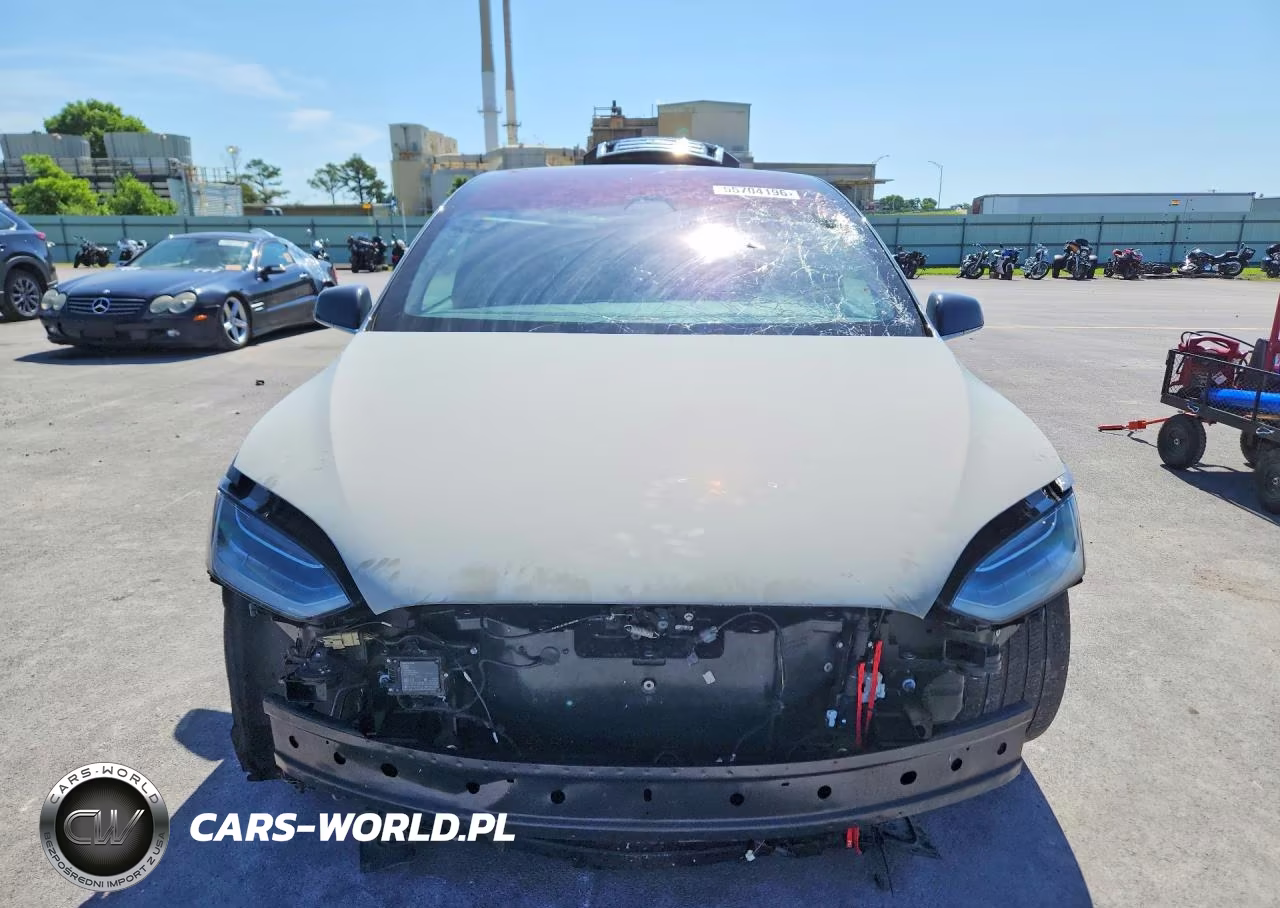 2018 Tesla Model X VIN:5YJXCAE20JF112872 - 5