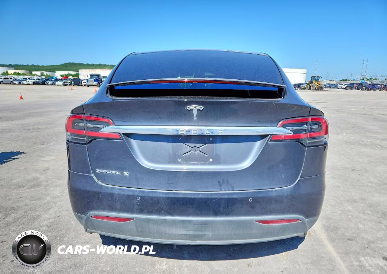 2018 Tesla Model X VIN:5YJXCAE20JF112872 - 6