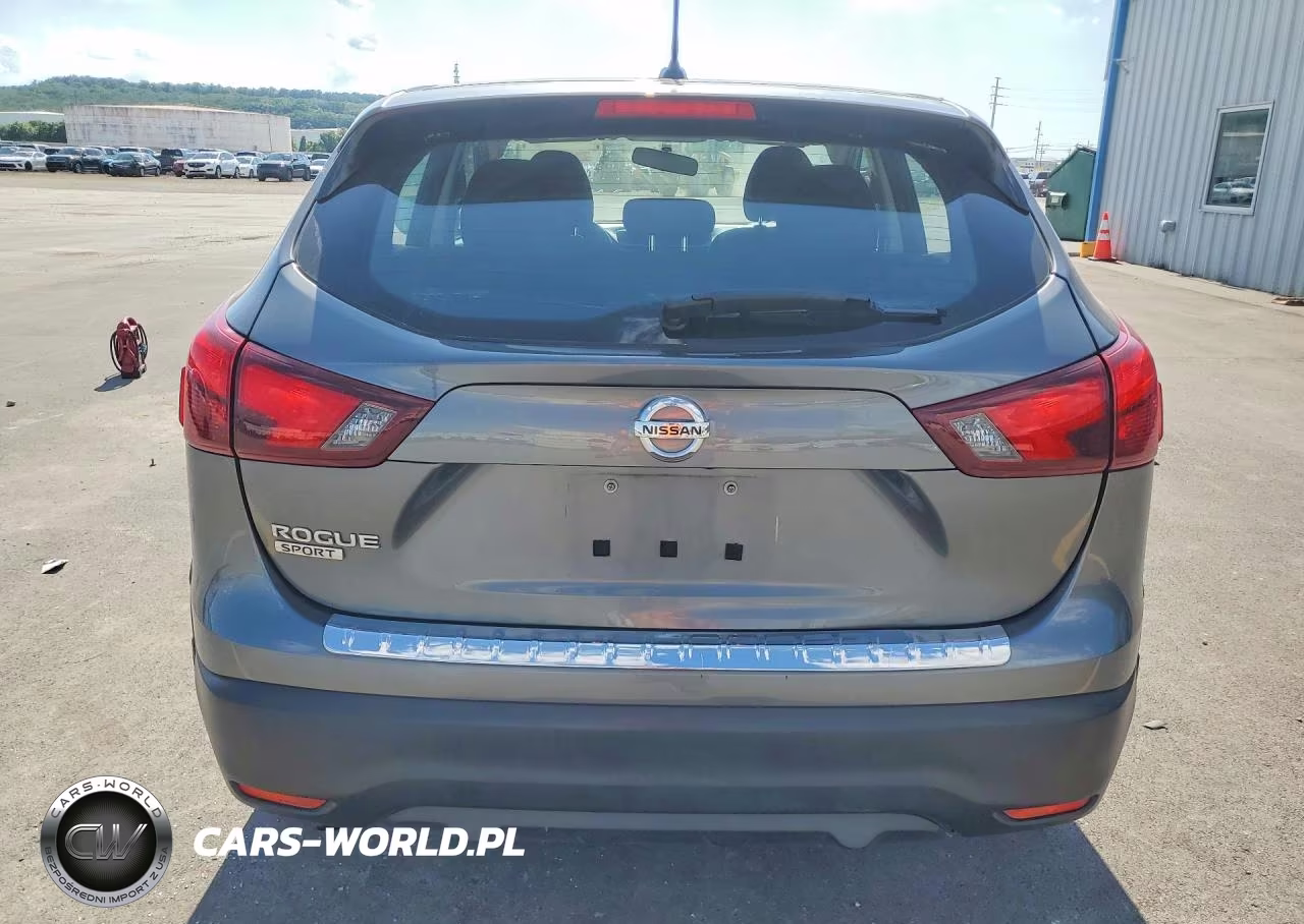 2018 Nissan Rogue Sport S VIN:JN1BJ1CP0JW186872 - 6