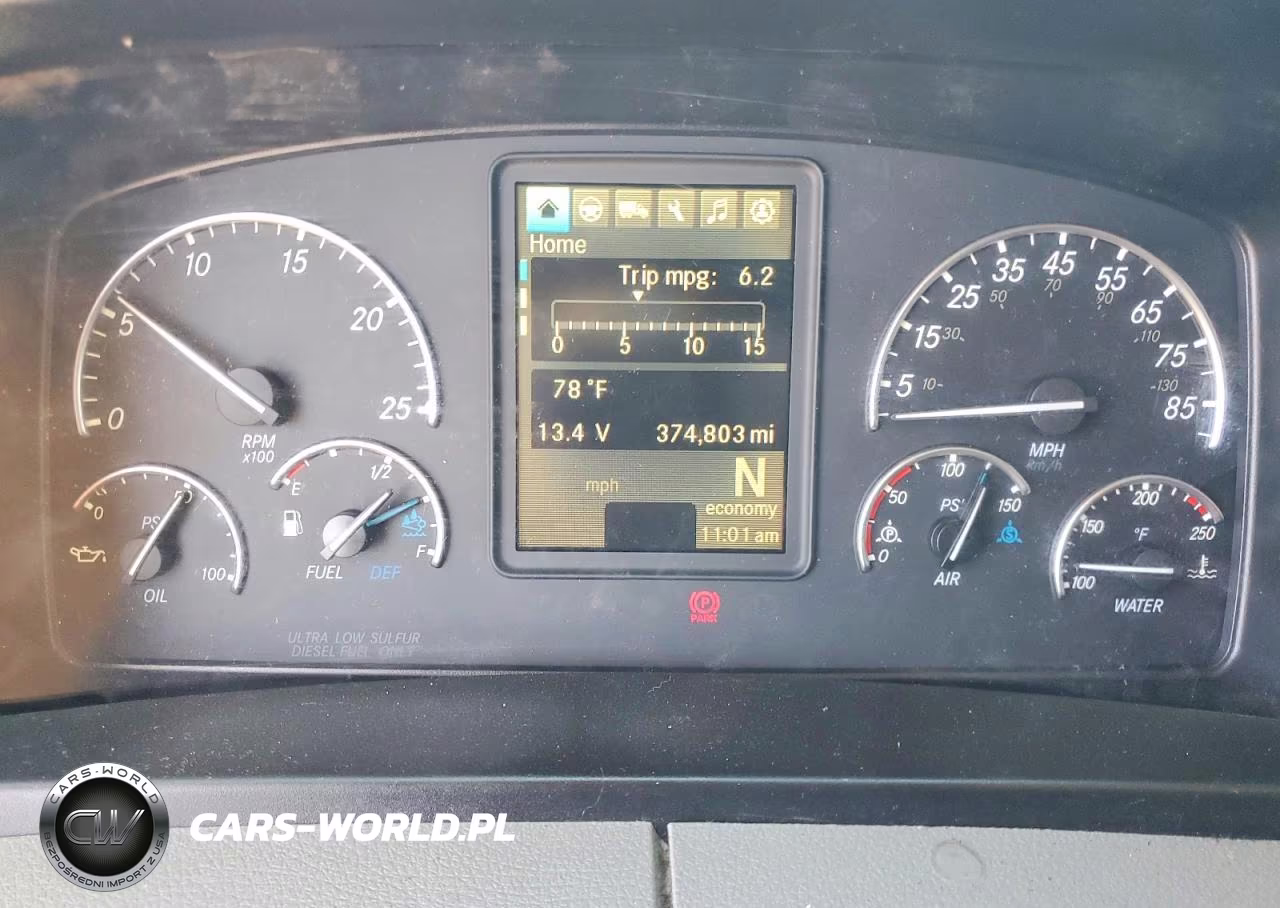 2019 Freightliner Cascadia 126 Semi Truck VIN:3AKJHHDR1KSKB6177 - 8