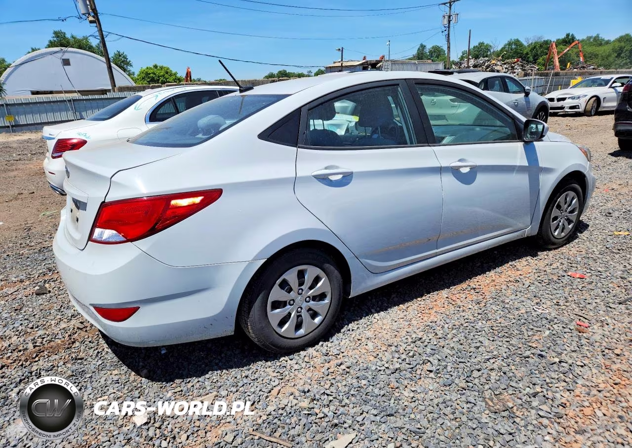 2017 Hyundai Accent Se VIN:KMHCT4AE9HU395365 - 3