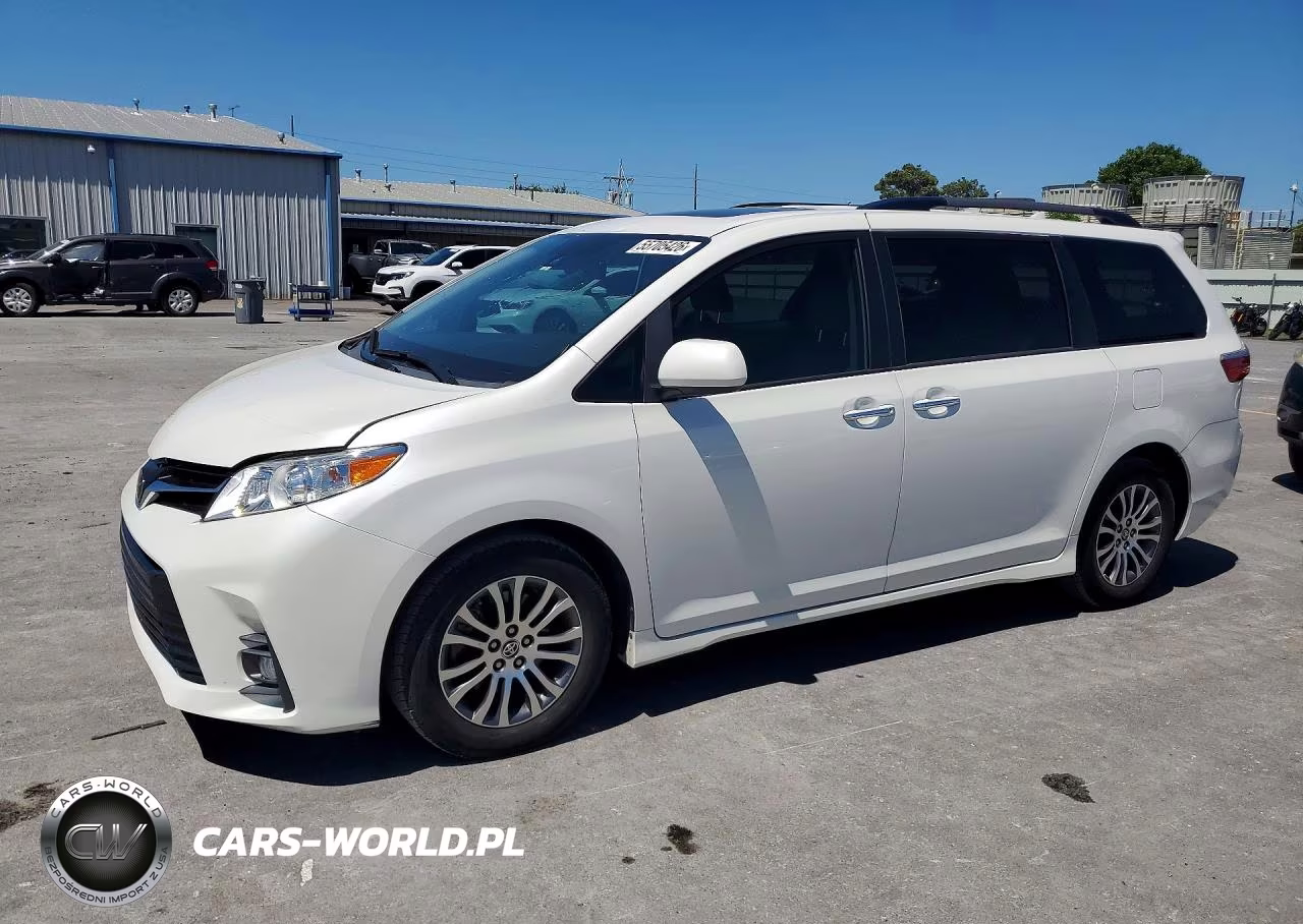 2020 Toyota Sienna Xle Premium 8-Passenger