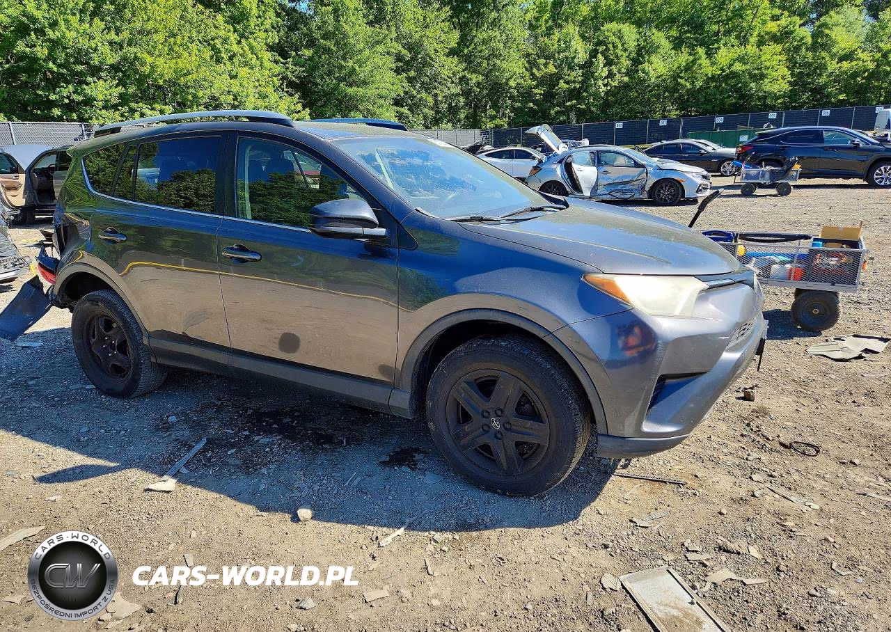 2017 Toyota Rav4 Le VIN:JTMZFREV3HJ707744 - 4
