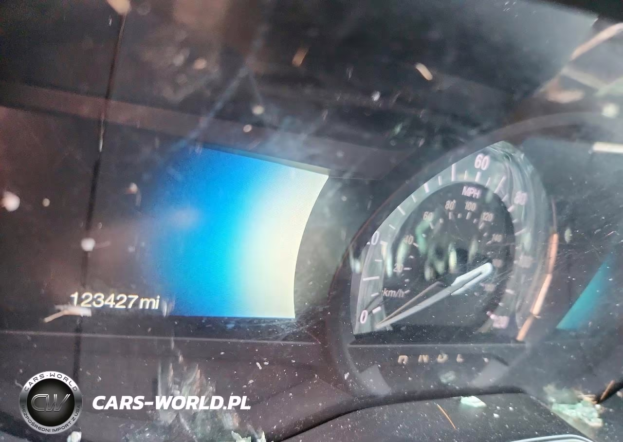 2019 Ford Fusion Se VIN:3FA6P0LU8KR177117 - 9