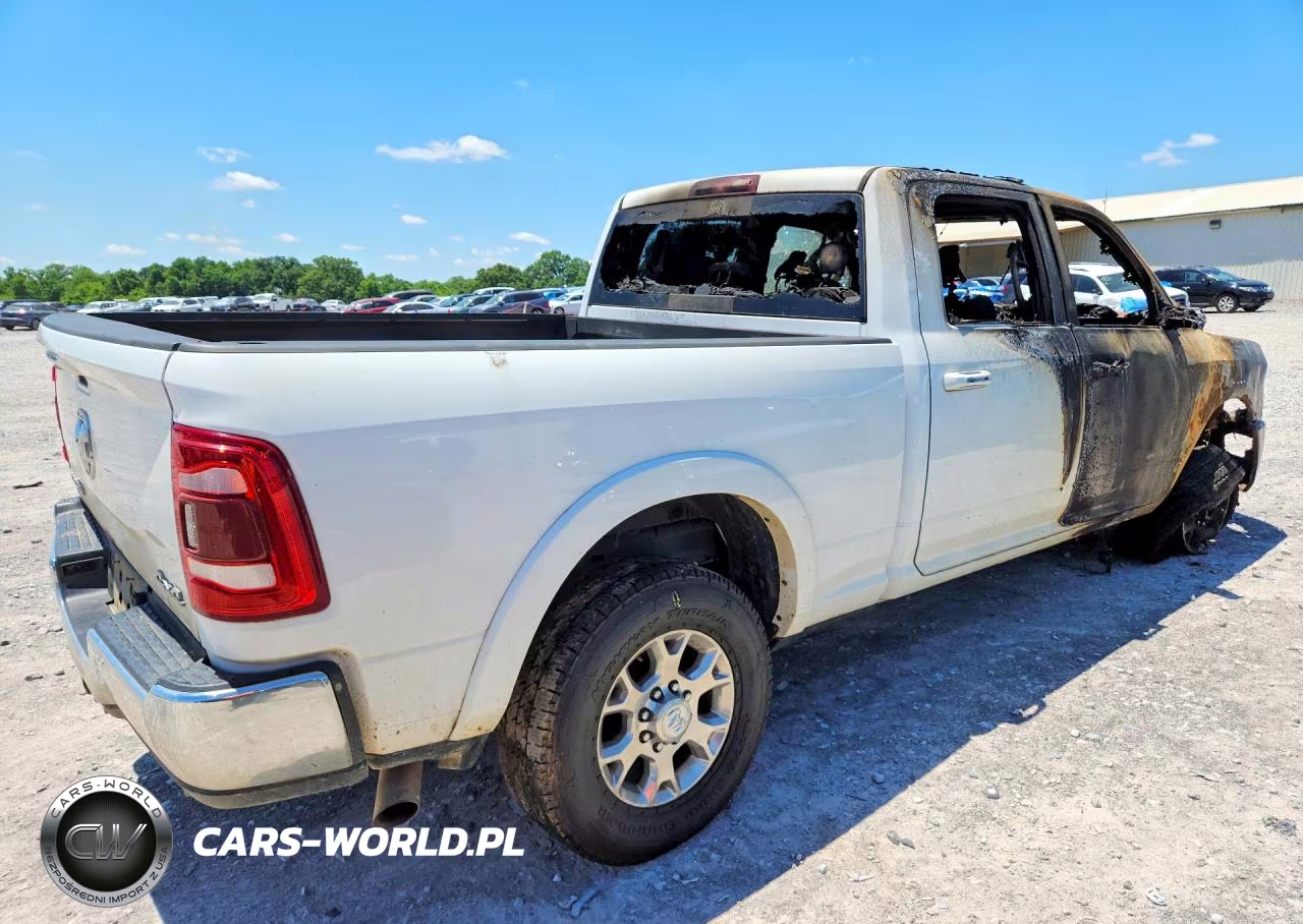 2021 Ram 2500 Laramie VIN:3C6UR5FL1MG674818 - 3