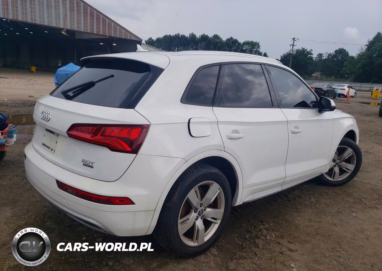 2018 Audi Q5 Premium VIN:WA1ANAFY8J2008565 - 3