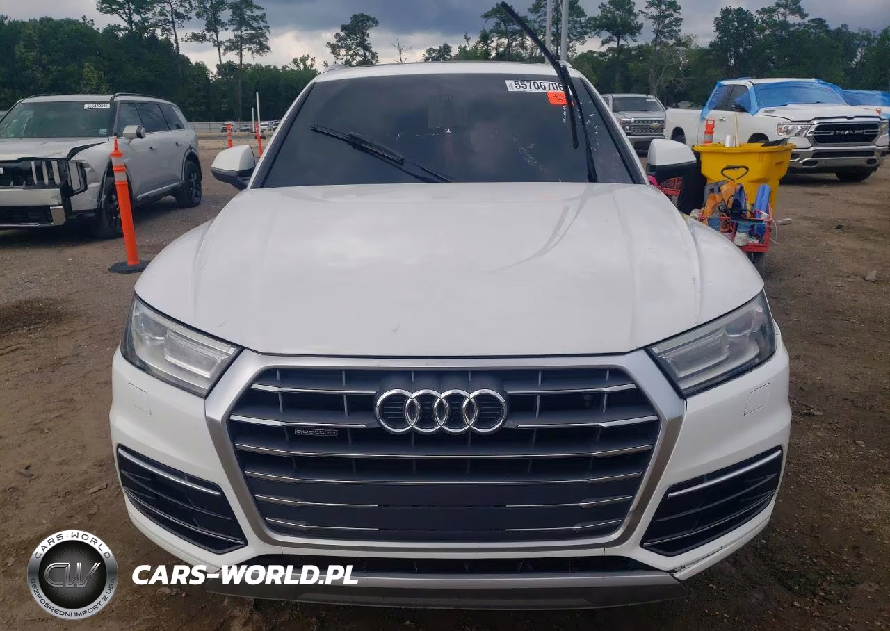 2018 Audi Q5 Premium VIN:WA1ANAFY8J2008565 - 5