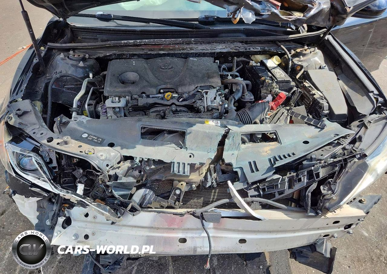 2018 Toyota Camry Le VIN:4T1B11HK1JU543218 - 11