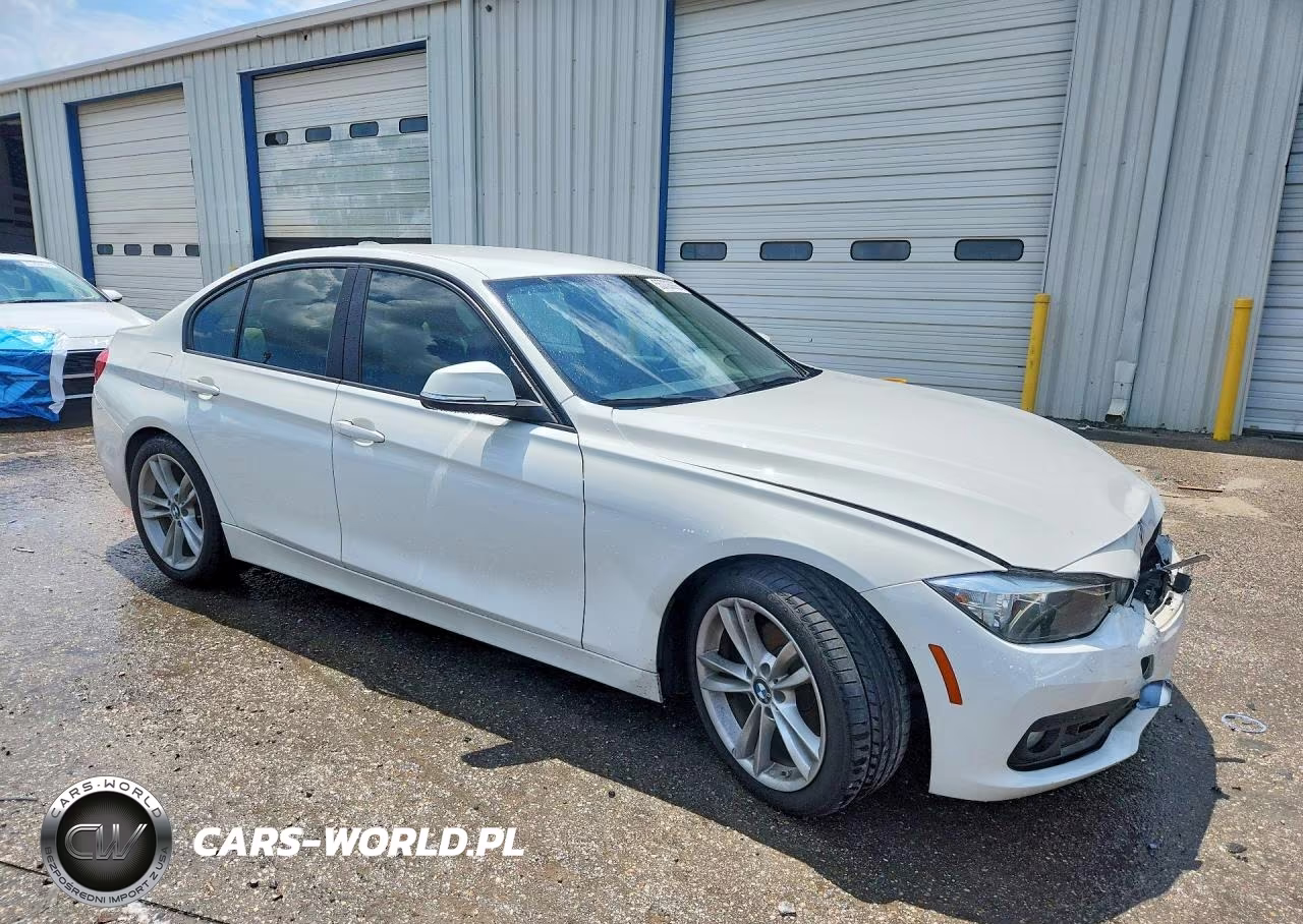 2017 BMW 320 I VIN:WBA8E1G57HNU15355 - 4