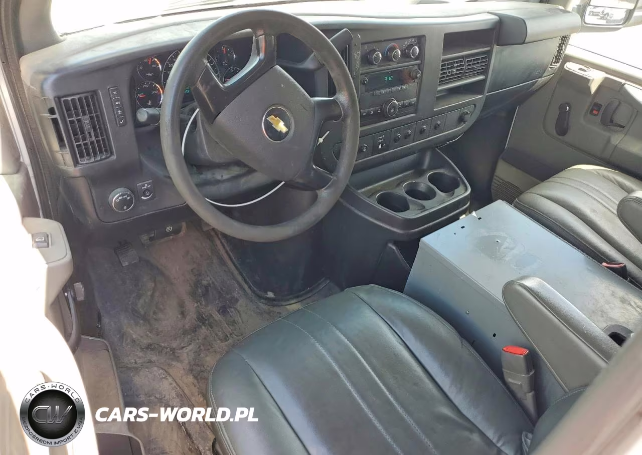2013 Chevrolet Express G2500 VIN:1GCWGFCAXD1902989 - 8