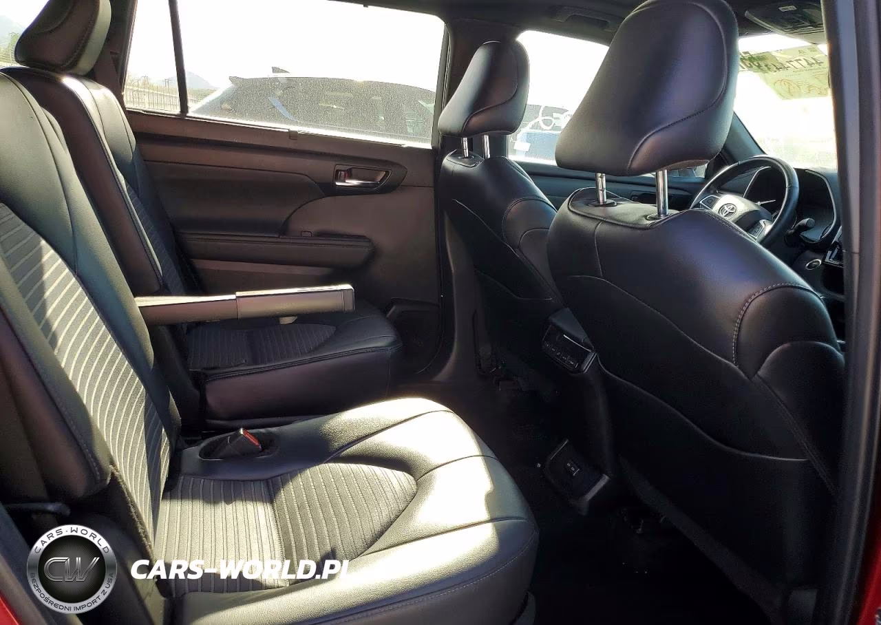 2024 Toyota Highlander Xse VIN:5TDKDRAH5RS532795 - 10