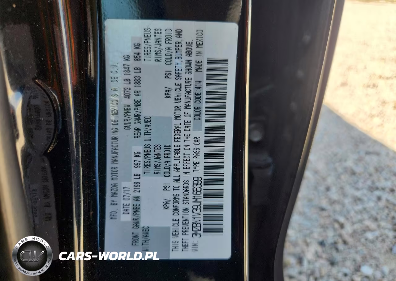 2018 Mazda 3 Touring VIN:3MZBN1V39JM166399 - 12