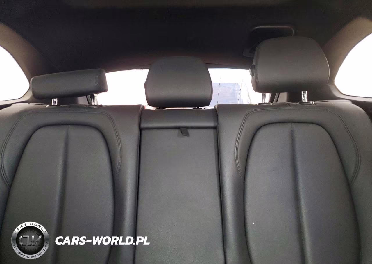 2018 BMW X1 xDrive28I VIN:WBXHT3C37J3H33086 - 10