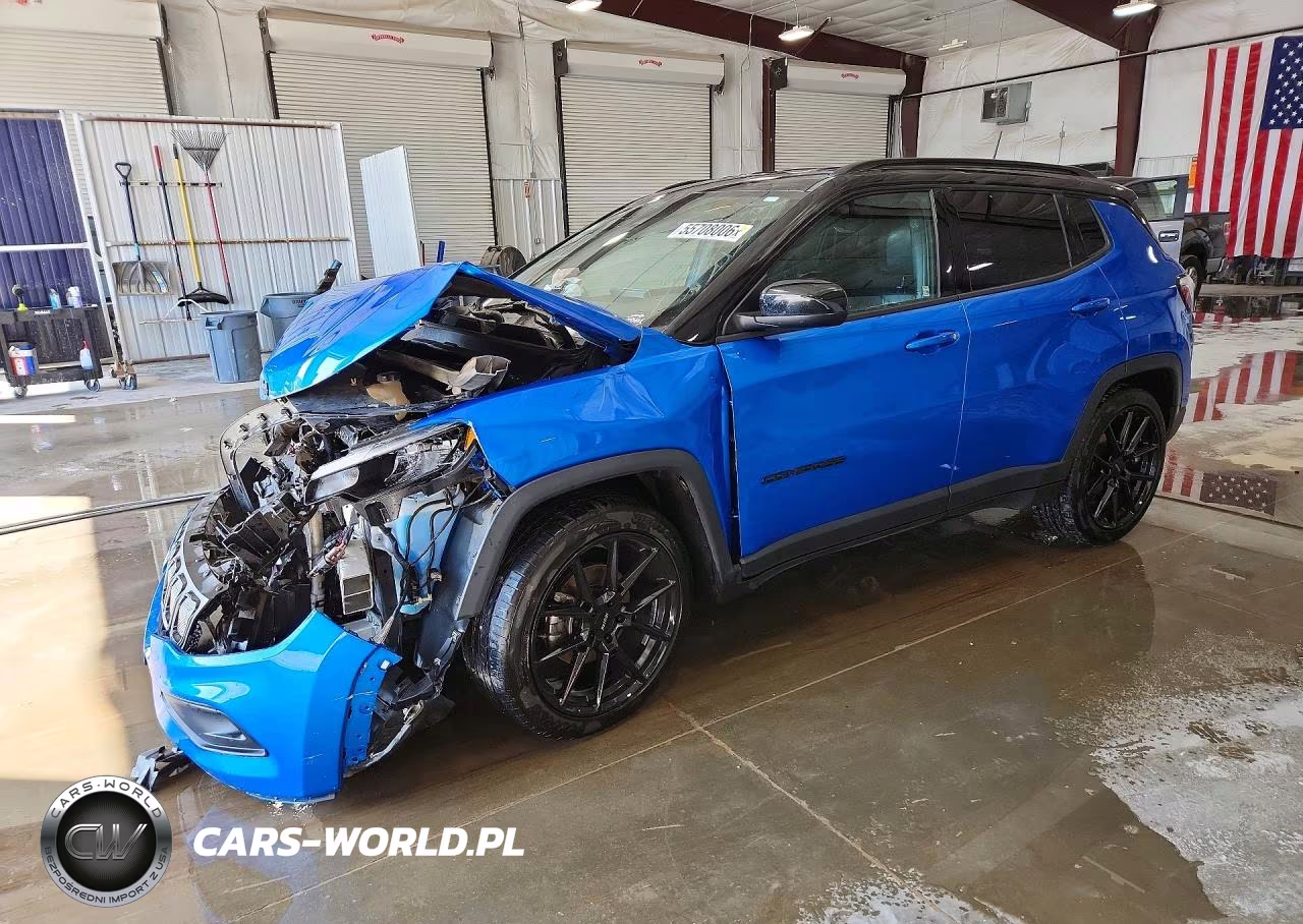 2022 Jeep Compass Latitude – zdjęcie 1 z 12