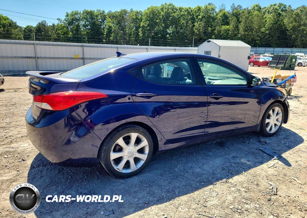 2013 Hyundai Elantra Gls VIN:5NPDH4AE8DH288337 - 3