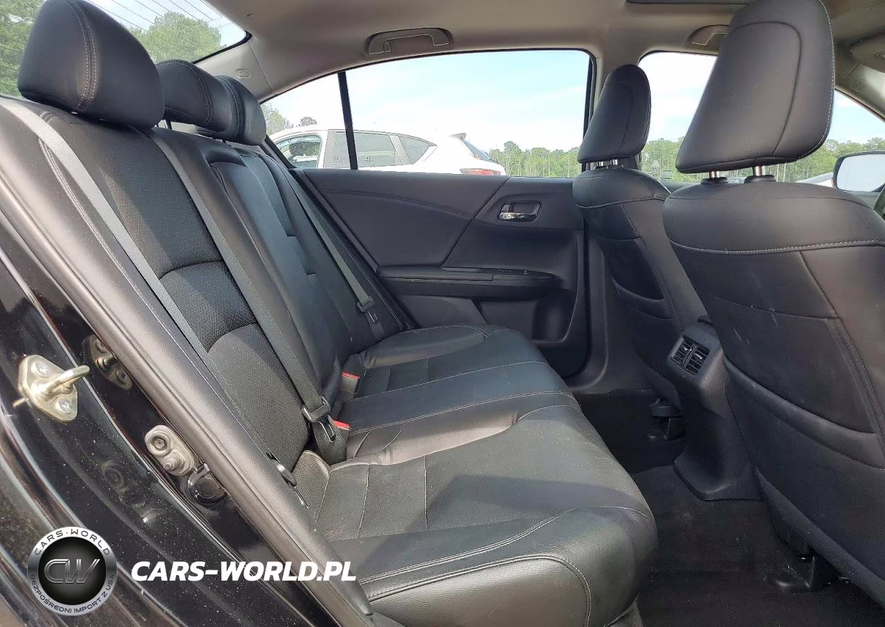 2016 Honda Accord Touring VIN:1HGCR3F9XGA012513 - 10