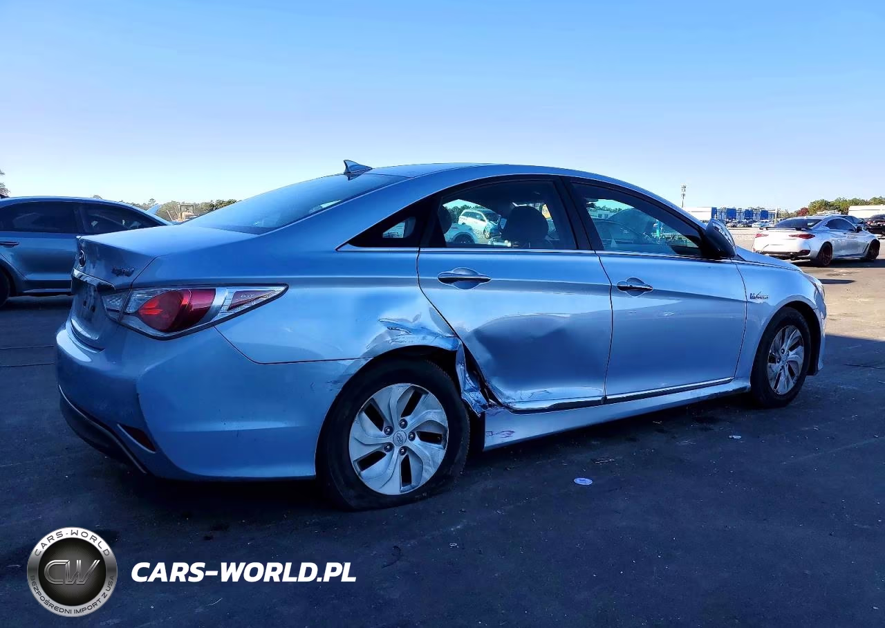 2014 Hyundai Sonata Hybrid VIN:KMHEC4A47EA118162 - 3