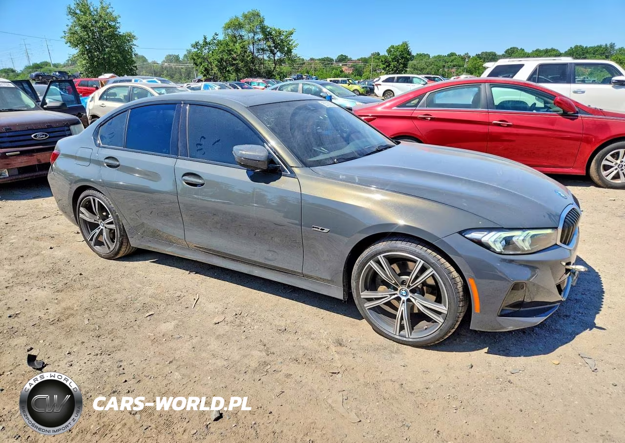 2023 BMW 330E VIN:3MW39FF00P8C94462 - 4