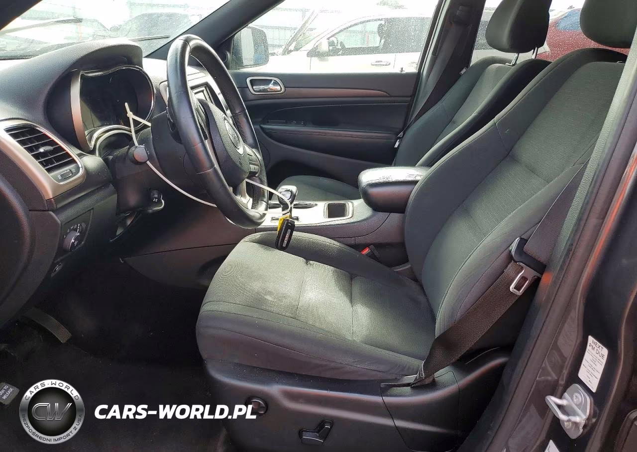 2015 Jeep Grand Cherokee Laredo VIN:1C4RJEAGXFC218192 - 7