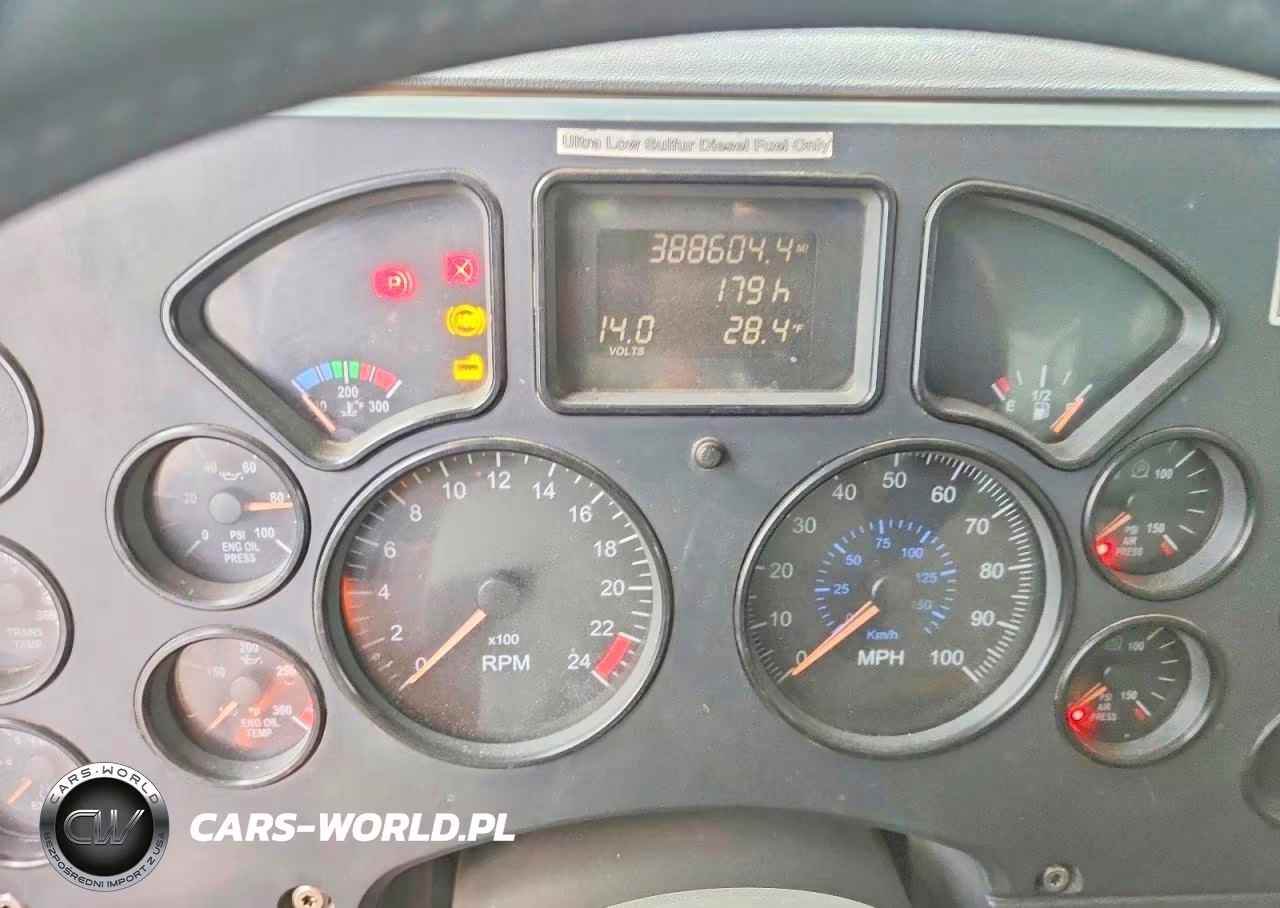 2010 Mack Chu613 Dump Truck VIN:1M1AN09Y3AN005762 - 8