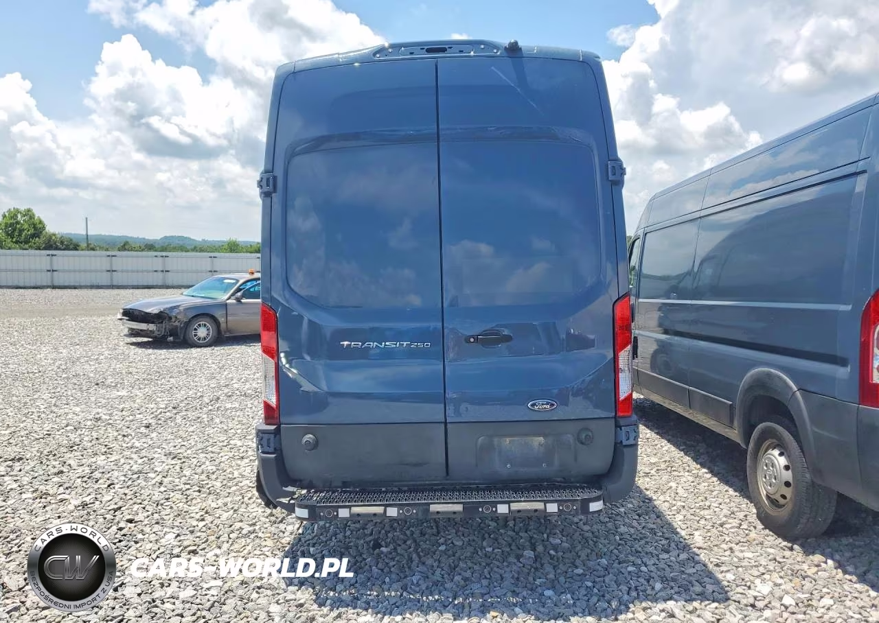 2022 Ford Transit T-250 VIN:1FTBR3X82NKA13825 - 6