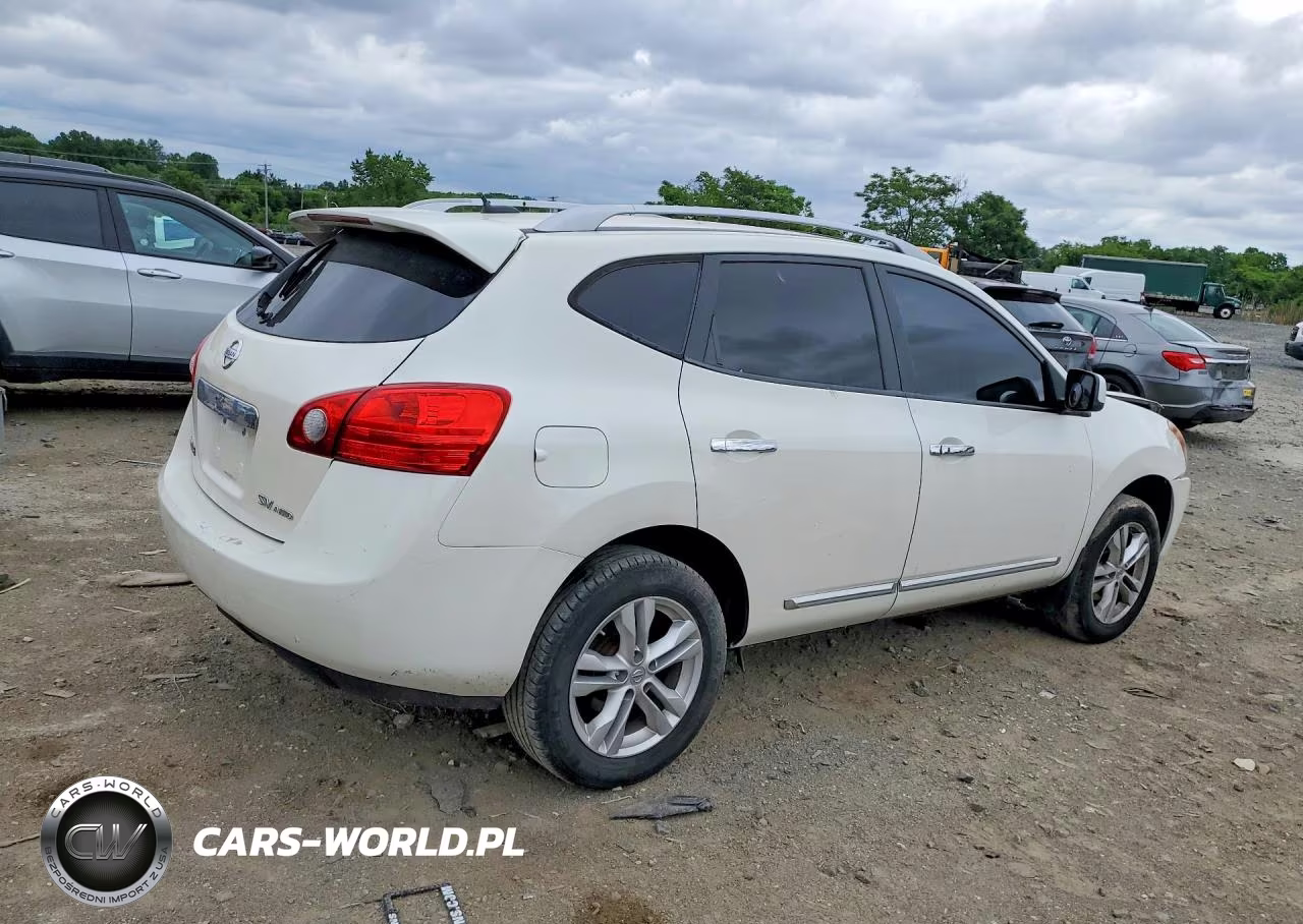 2012 Nissan Rogue S VIN:JN8AS5MV5CW377642 - 3