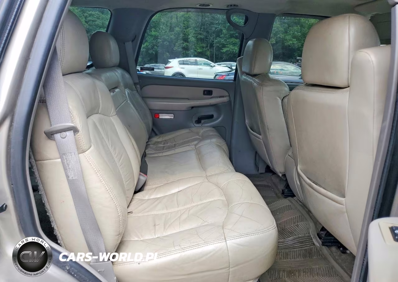 2000 Chevrolet Tahoe C1500 VIN:1GNEC13T7YJ120349 - 11
