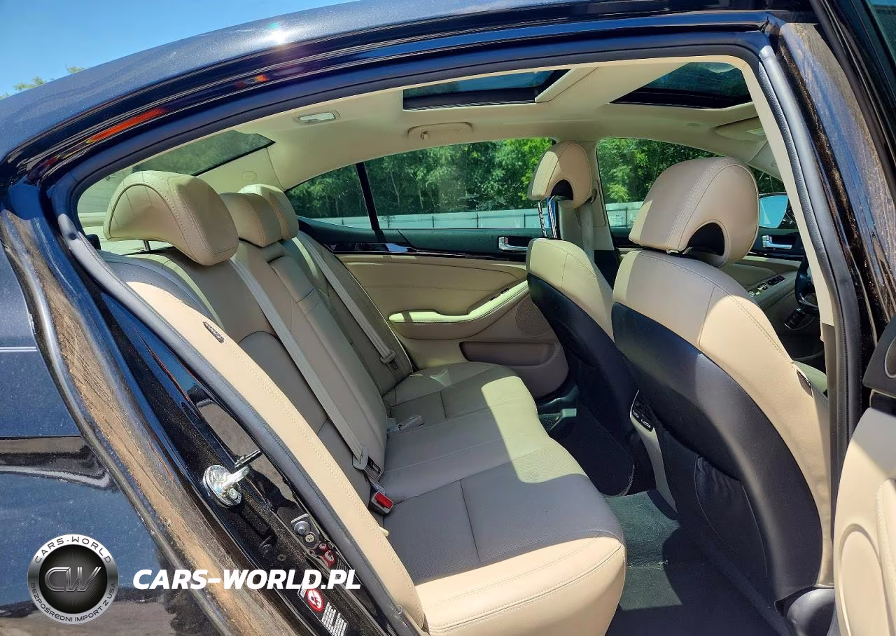 2014 Kia Cadenza Premium VIN:KNALN4D78E5135103 - 10